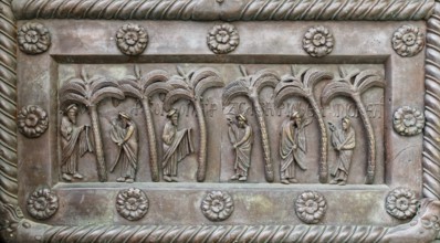 Disputing Prophets, detail Porta San Ranieri, sculptor Bonanus of Pisa, Bonanno Pisano, 1180,