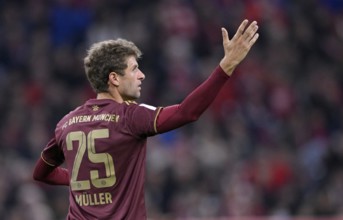 Thomas Müller FC Bayern Munich FCB, gestures, Allianz Arena, Munich, Bavaria, Germany, Europe