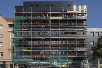 Scaffolding for thermal insulation on an office building, Nuremberg, Middle Franconia, Bavaria,