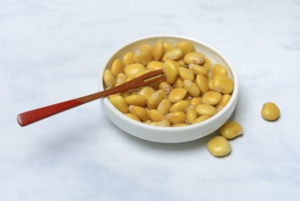 Lupine (Lupinus), pickled lupine seed in small bowls