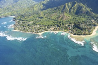 Aerial view Ke'e Beach, Haena Beach, Tunnels Beach, Kepuhi Beach, Kauai, Hawaii, USA, North America