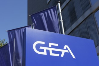 GEA Group AG, logo at headquarters, industrial group, mechanical and plant engineering, Airport