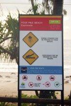 Warning of crocodiles and life-threatening jellyfish, danger, advice, sea, coast, Port Douglas,