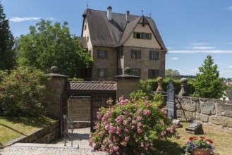 The Green Castle also Rabenstein Castle, built 1478, private property, Heroldsberg, Middle