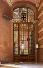 Interior view of the hall and corridors in the main building in the Hospital de la Santa Creu i