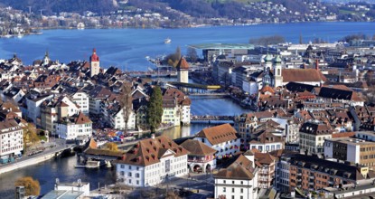 City view with Spreuer Bridge, Chapel Bridge, Water Tower on the Reuss, Old Town, Lucerne, Canton