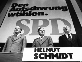 An election rally of the Social Democratic Party of Germany (SPD) on 23.4.1975 in the