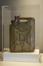 British 1943 copy of the German jerrycan Wehrmacht-Einheitskanister, container for 20 litres of