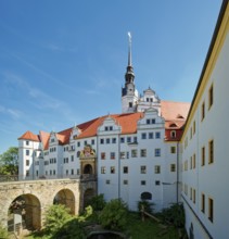 Castle Bridge and Bear Pit, Hartenfels Castle, Torgau, Saxony, Germany, Europe