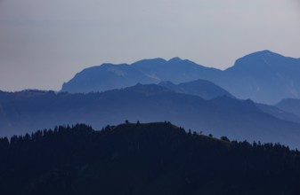 Panorama shot, mountain landscape, mountain silhouette at sunrise, Osterhorngruppe, Salzkammergut,