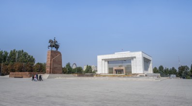 State History Museum, Manas Statue, Ala-Too Square, Bishkek, Kyrgyzstan, Asia