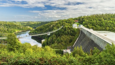 Suspension bridge over Rapoltalsperre, valley Rapoltal, mountain range of Harz, Sachsen-Anhalt,