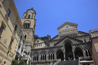 Cathedral Square and Cathedral Cattedrale di Sant' Andrea, Amalfi, Campania, Italy, Europe