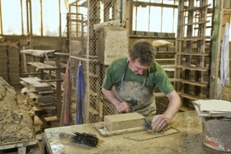 Brick production at Ziegelwerk Klaus Huber GmbH