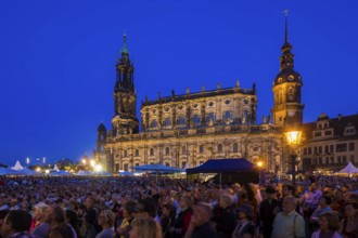 Dresden City Festival on the Theaterplatz