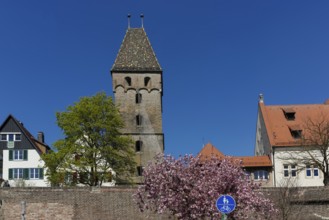 Metzgerturm with an installation by Johannes Pfeiffer, temporary art in public space, contemporary