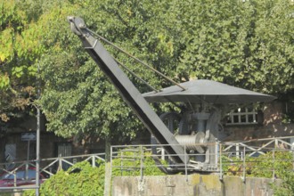 Historic loading crane on the Nidda, Mainberg, Höchst, Main, Frankfurt, Hesse, Germany, Europe