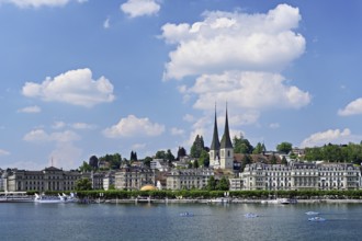 Court Church of St Leodegar, Lake Lucerne, Lucerne, Canton Lucerne, Switzerland, Europe