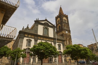 Church, super wide angle shot, trees, Randazzo, city, Nebrodi National Park, Sicily, Italy, Europe