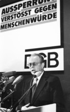 DGB rally for a ban on lock-outs in Hanover on 26 January 1980. Heinz-Oskar Vetter, Germany, Europe