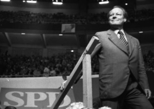 An election rally of the Social Democratic Party of Germany (SPD) on 23.4.1975 in the