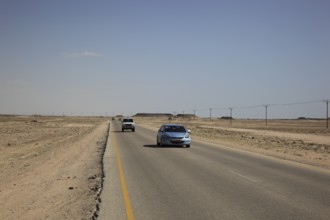 Lonely road through the empty quarter, ar-Rub al-Khali, Oman, Asia