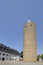 Keep Dicker Heinrich in the courtyard of Wildeck Castle, round, tower, Zschopau, Middle Ore