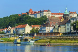 Pirna is a large district town and the administrative seat of the Sächsische Schweiz-Osterzgebirge