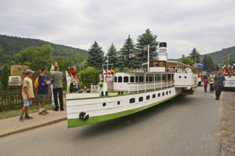 Boatmen's carnival in Prossen