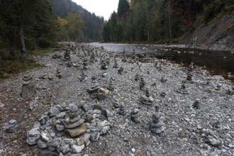 Cairn on the banks of the Breitach, near Oberstdorf, Oberallgäu, Allgäu, Bavaria, Germany, Europe