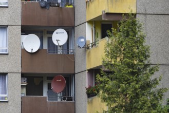 High-rise residential building with balconies and satellite dishes, Trabantenstadt Chorweiler in