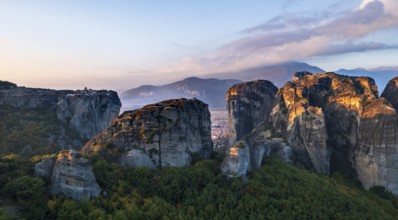 Hilltop monastery of the Holy Trinity, Meteora, Trikala, Thessaly, Greece, Europe