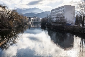 View of the new town hall on the river Mur, with Schwammerlturm and Waasenbrücke in the background,