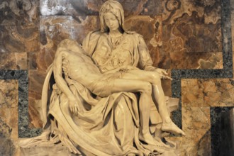 Pietà del Vaticano, marble sculpture group by Michelangelo, Papal Basilica of St Peter, Vatican