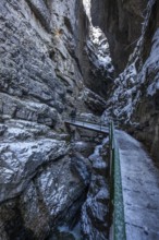 Winter, snowy landscape, hiking trail through the Breitachklamm gorge near Oberstdorf, Oberallgäu,