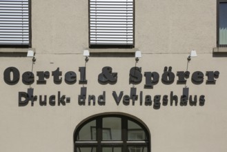 House facade with inscription, Oertel und Spörer, printing and publishing house, press house,