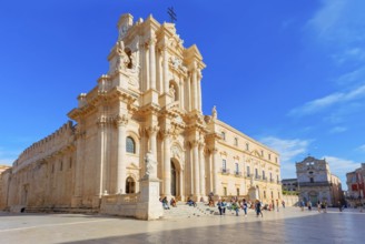 Piazza Duomo, Ortygia, Syracuse, Sicily, Italy, Europe