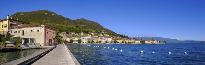 Lakeside promenade, Lungolago, lakeside promenade, Salo, Lake Garda, Lago di Garda, Lombardy,