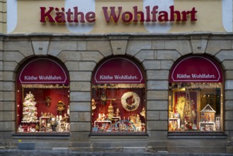 Shop window with Christmas decorations, Käthe Wohlfahrt, Bamberg, Upper Franconia, Bavaria,