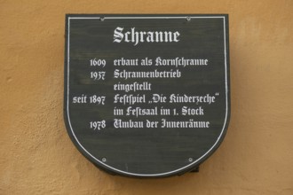 Information sign on the historic Schranne, built in 1609 as a granary, Weinmarkt 7, Dinkelsbühl,