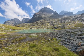 Mountain lake in front of Schobergruppe, Gardental, Hohe Tauern National Park, Kruckelkopf,