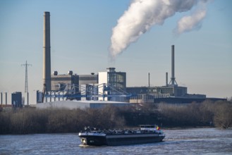 The Lausward combined heat and power plant in Düsseldorf, gas and steam turbine power plant,