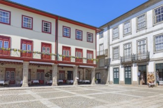 Oliviera square (Largo da Oliveira), Guimaraes, Minho Region, Portugal, Europe