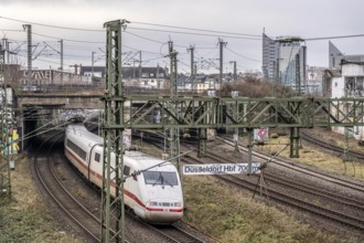 Railway line shortly in front of Düsseldorf main station, seen from the north, ICE train on its way