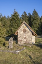 The limestone chapel built in 1861, called Steineberg Chapel, was completely rebuilt in 1993,