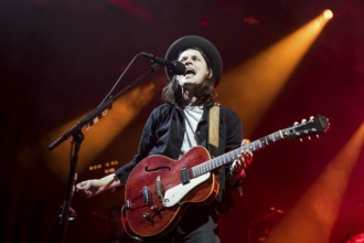 James Bay live on Up All Night Tour at the Columbiahalle in Berlin on 19.01.2025