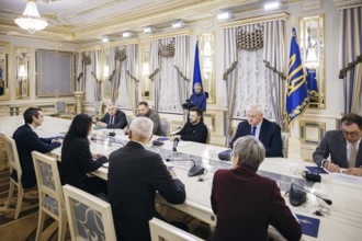 Annalena Bärbock (Alliance 90/The Greens), Federal Foreign Minister, meets Volodymyr Zelensky,