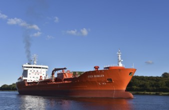 Tanker Sten Bergen sailing in the Kiel Canal, Kiel Canal, Schleswig-Holstein, Germany, Europe