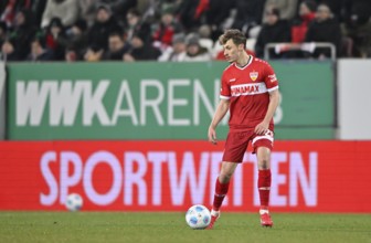 Anthony Rouault VfB Stuttgart (29) Perimeter advertising SPORTWETTEN WWK Arena, Augsburg, Bavaria,