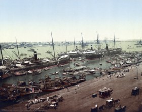 Calcutta. Harbour. Steamships, India, Historical, digitally restored reproduction of an original